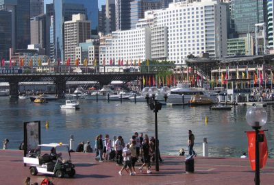 Avustralya’da 6 kişiyi taşıyan deniz uçağı düştü