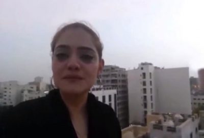 İlk defa ezan sesi duyan kadın, gözyaşlarına hakim olamadı