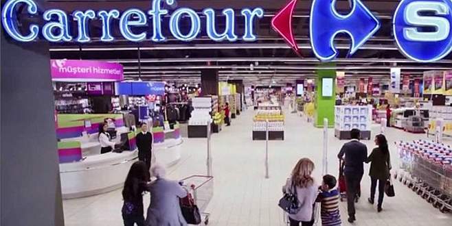 11 mağazasını rakibine devretti