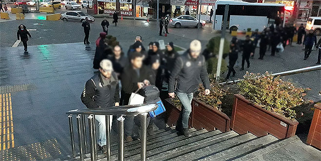 Bursa merkezli FETÖ operasyonunda flaş gelişme