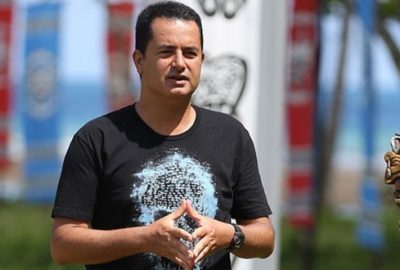 Parlattığı isim paylaşılamıyor! İki filmde birden oynadı