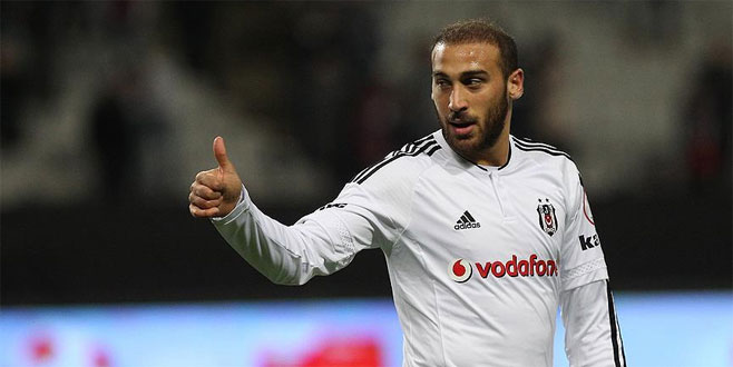 Beşiktaş, Cenk Tosun konusunda Everton'la anlaşmaya vardı. Milli yıldızı sezon