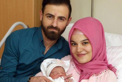 Doğar doğmaz ırkçılıkla tanıştı