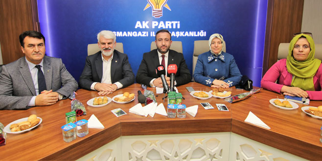 AK Parti Osmangazi’de görev değişimi yapıldı