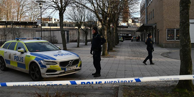 İsveç’te metroda patlama