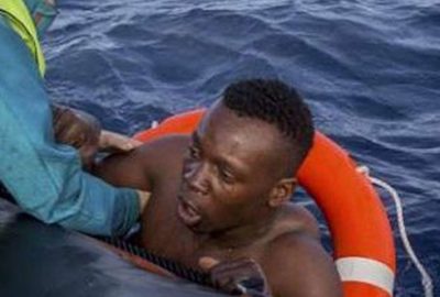 Akdeniz’de 25 mülteci boğuldu