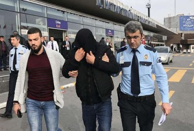 Uçağa biletsiz binen yolcu gözaltına alındı