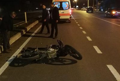 Ters şeritten giden motosiklet sürücüsü kaza yaptı 