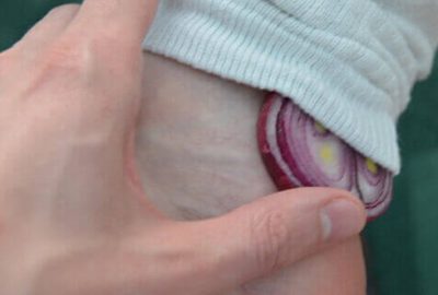 İnanılmaz soğan mucizesi! Ayağınızın altına koyun ve…