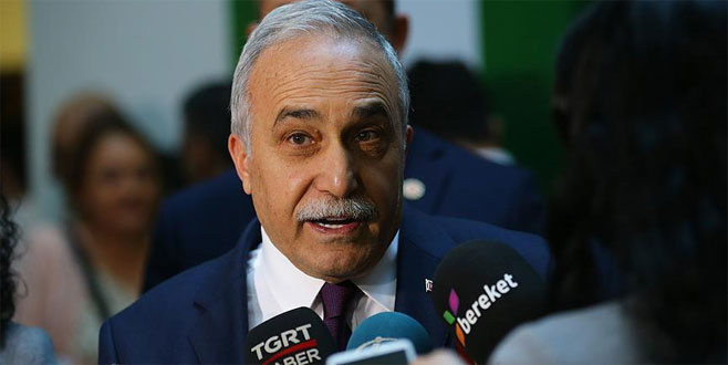 ‘Buzağıları evlatlarım gibi görüyorum’ ‘Buzağıları evlatlarım gibi görüyorum’