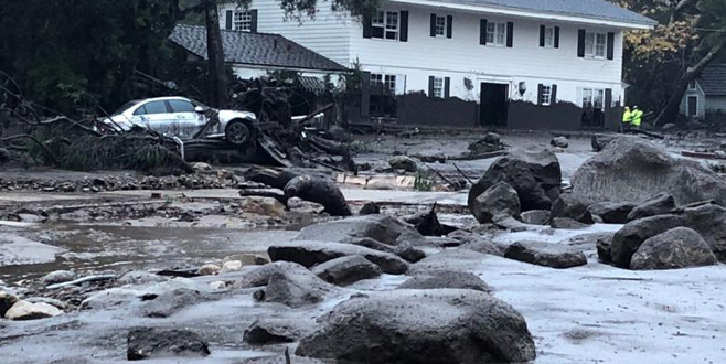 California’da sel ve heyelan can aldı