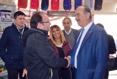 Türkyılmaz Güzelyalı esnafını dinledi