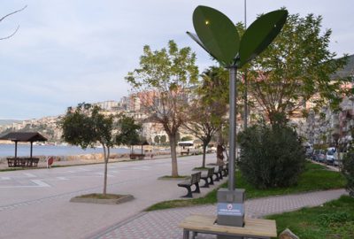 Akıllı aydınlatma ve şarj ünitesi