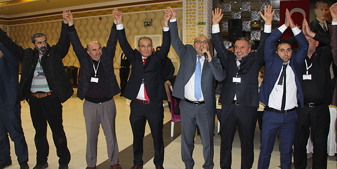 Pazarcıların 5 adaylı gergin seçimi