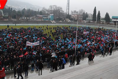 Binlerce işçiden grev tehdidi