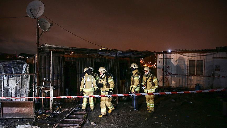 Konteynerde yangın: 3 kişi hayatını kaybetti