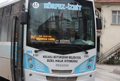 Halk otobüsünü çaldı, yolcu aldı