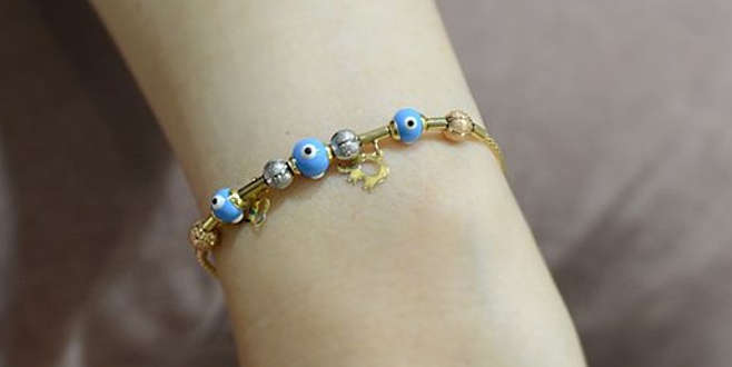 Kuyumcudan altın alırken cam boncuklara dikkat!