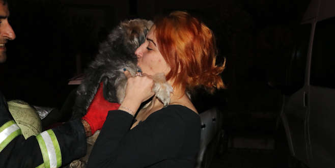 Ayrıldığı erkek arkadaşı evini yaktı