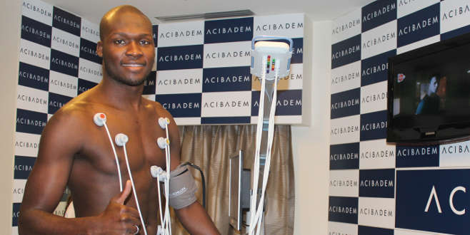 Moussa Sow sağlık kontrolünden geçti