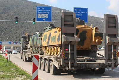 Suriye sınırına zırhlı araç sevkiyatı