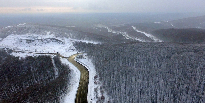 Longoz ormanları ve Balkan köyleri beyaza büründü