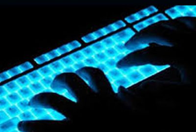 İnternetten tanıştığı medyum hem dolandırıcı hem akıl hastası çıktı