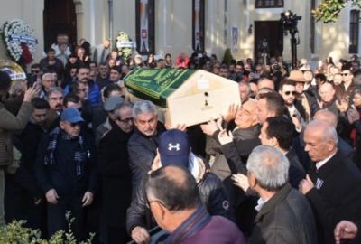 Usta oyuncuya son veda