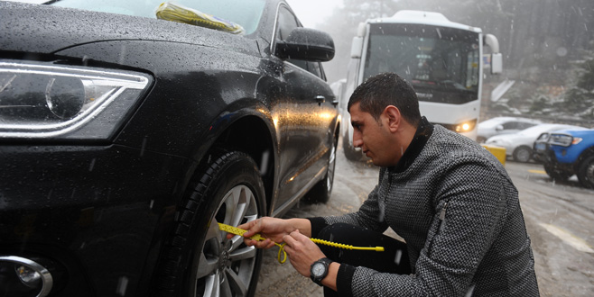 Kar yağışı en çok onların yüzünü güldürdü