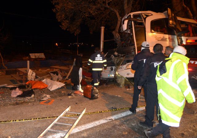 11 kişi öldü, 44 kişi yaralandığı tur otobüsünün şoförü, "Hızlı