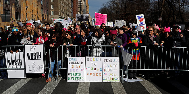 Kadınlardan Trump’a rest Kadınlardan Trump’a rest