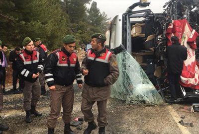 Bursa’dan yola çıkan otobüs kaza yaptı