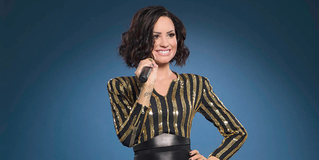 Demi’den Türkçe mesaj