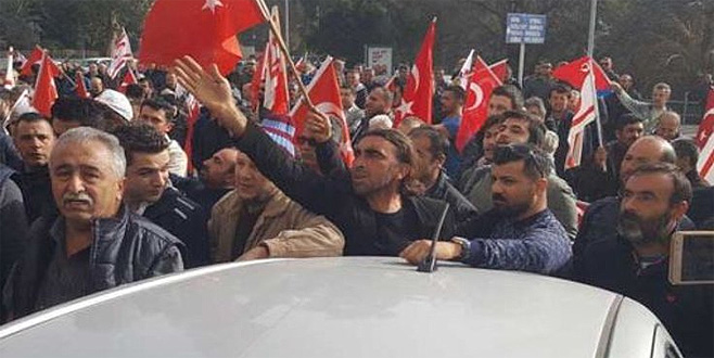 KKTC’de gergin gün KKTC’de gergin gün