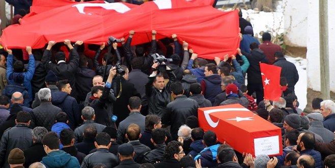 Bitlis şehitlerine veda