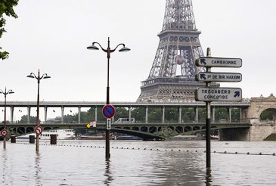Paris sular altında