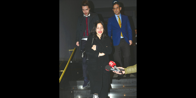 Evlenme teklifini ben yaptım! Evlenme teklifini ben yaptım!