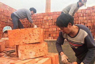 Para kalmadı tuğla verelim