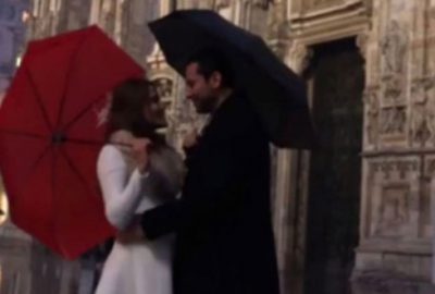 Bir zamanların çocuk karakteri, sevdiği adamla evlendi