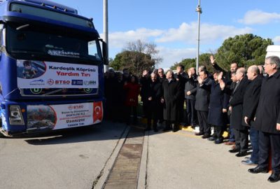 Bursa’dan mültecilere 10 TIR dolusu yardım
