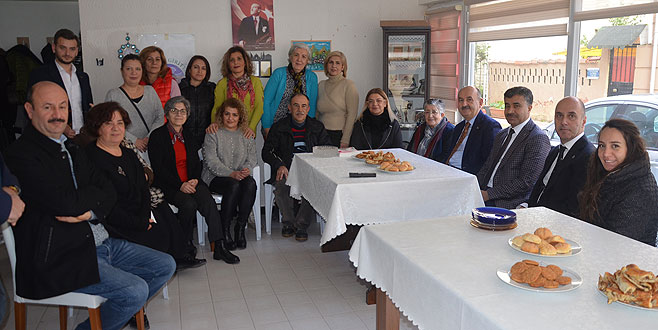 Müezzinoğlu Mudanya’da vatandaşlarla buluştu