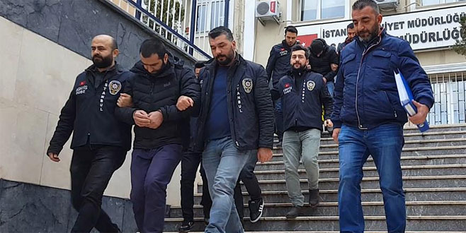 Film gibi soygun! Bankanın tavanını delip… Film gibi soygun! Bankanın tavanını delip…