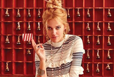 Menajerliğini abisine verdi