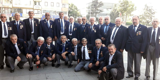 Gazilerden Mehmetçik’e anlamlı destek