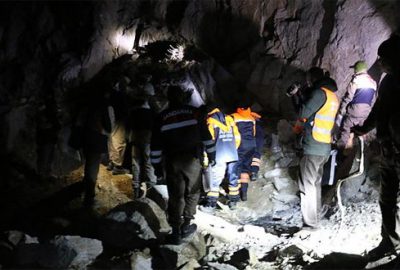 Define ararken patlatılan dinamit can aldı