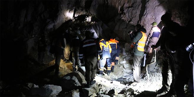 Define ararken patlatılan dinamit can aldı