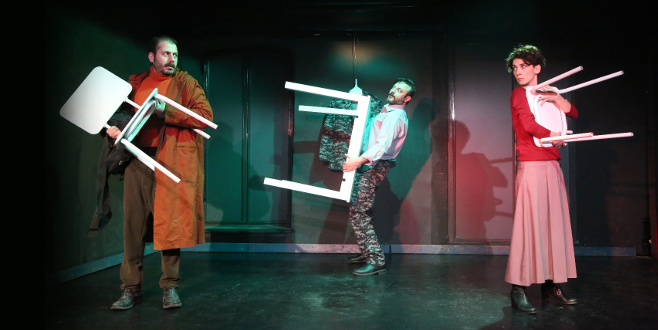 Bitiyatro’dan ‘Hiç Mi Bir Şeyim Yok’ Bursa’da