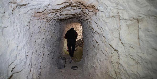 PYD/PKK’nın yerin 4 metre altındaki tünel ağı bulundu