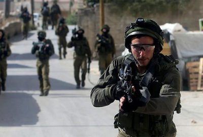 İsrail 17 Filistinliyi gözaltına aldı