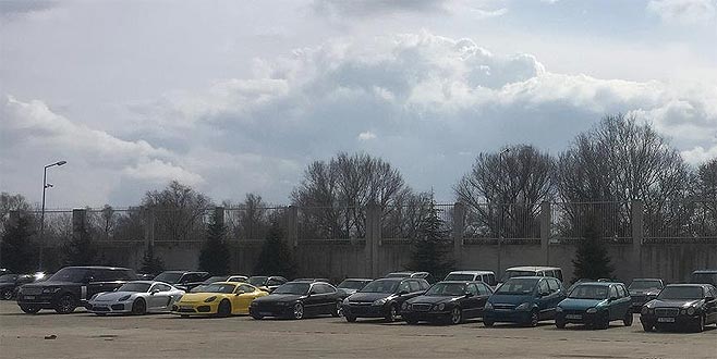 Yurda kaçak yollarla sokulan 99 araca el konulacak